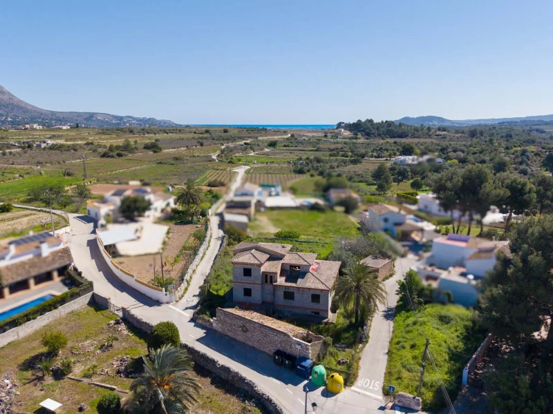 Villa à Gata de Gorgos avec grand terrain et vues panoramiques