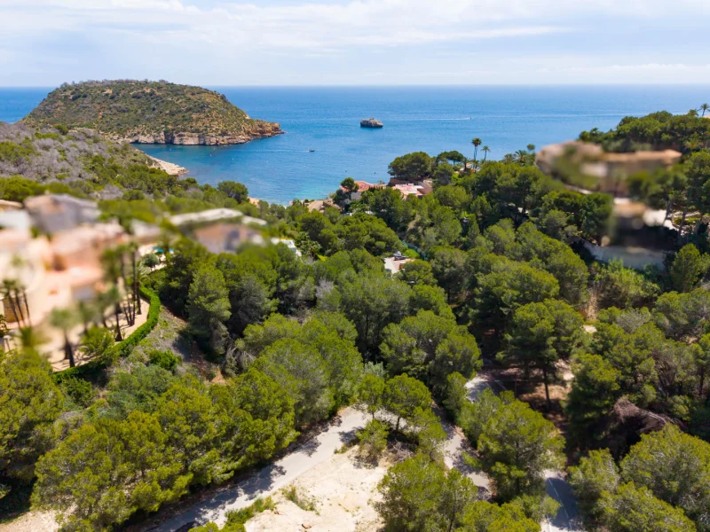 Terrain à vendre à Jávea avec vue sur la mer et la montagne
