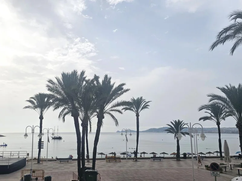 Appartement à vendre à Jávea avec vue mer et poutres apparentes