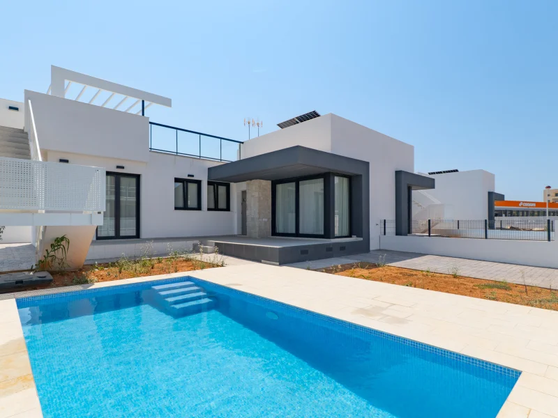 Villa moderne de 3 chambres à vendre à El Verger avec piscine