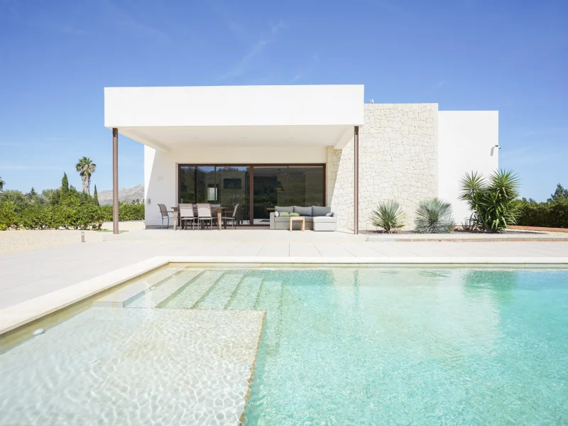 Villa moderne à vendre à Beniarbeig avec piscine privée