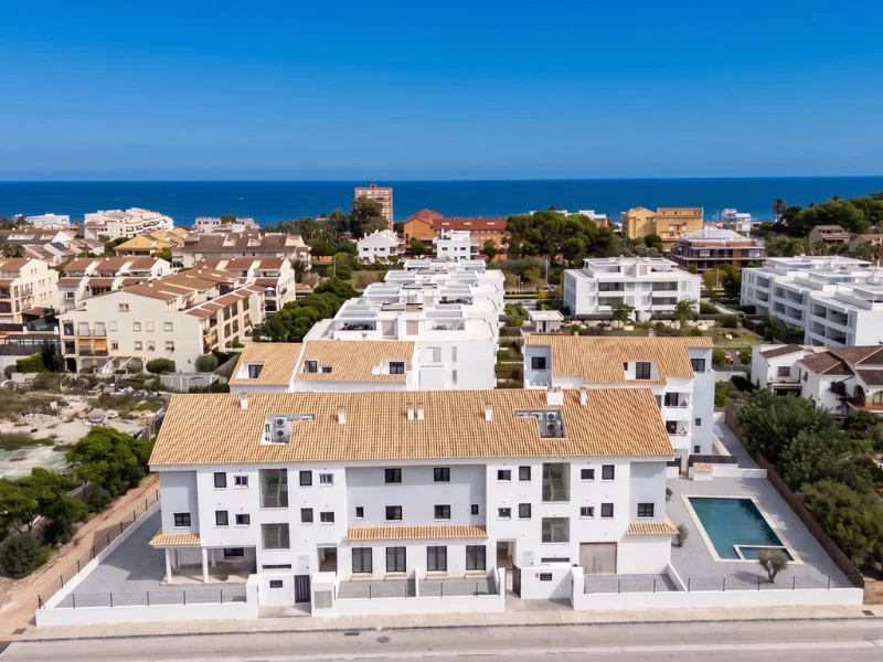 Attique à vendre à Jávea avec terrasse et piscine