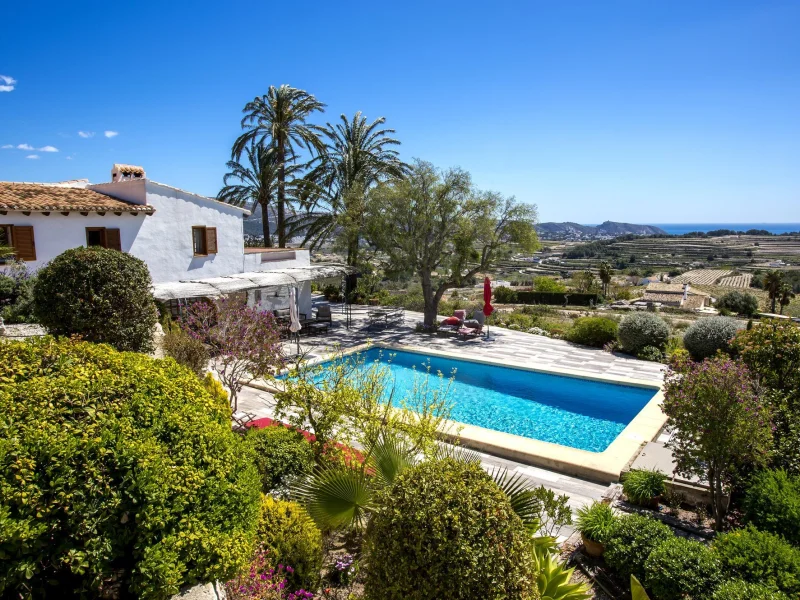 Finca méditerranéenne traditionnelle à Teulada avec vue mer
