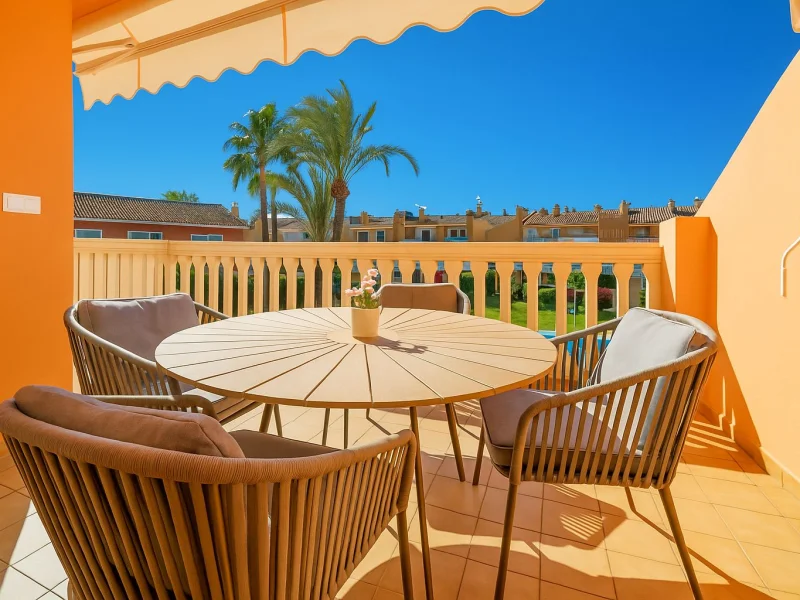 Attique rénové à Jávea avec piscine et terrasse près de la mer