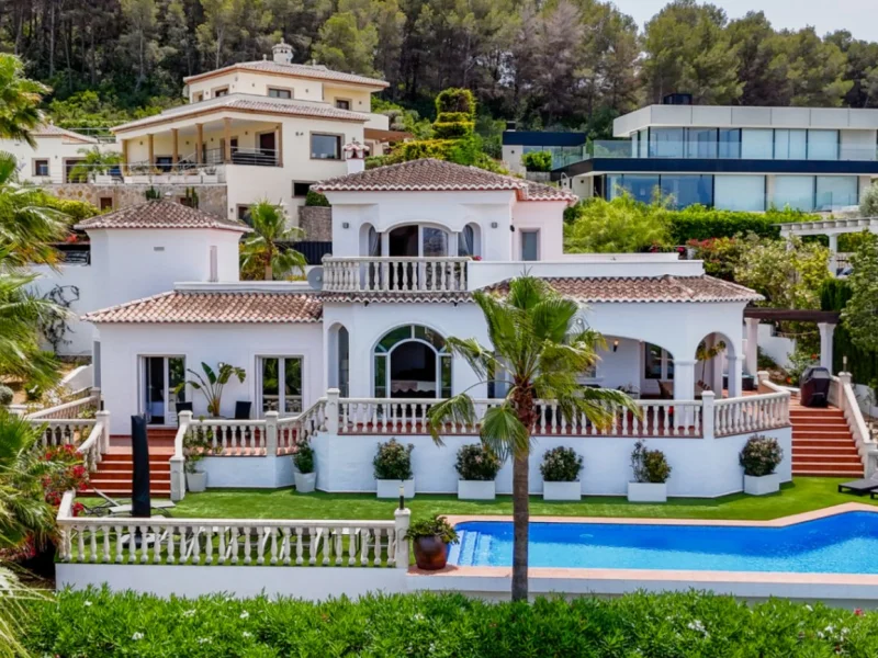 Chalet traditionnel avec vue panoramique sur la mer et le Montgó à Jávea