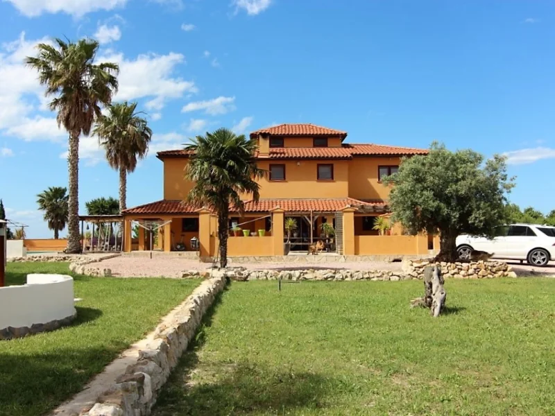 Finca de six chambres à Pedreguer avec piscine et vues sur la campagne
