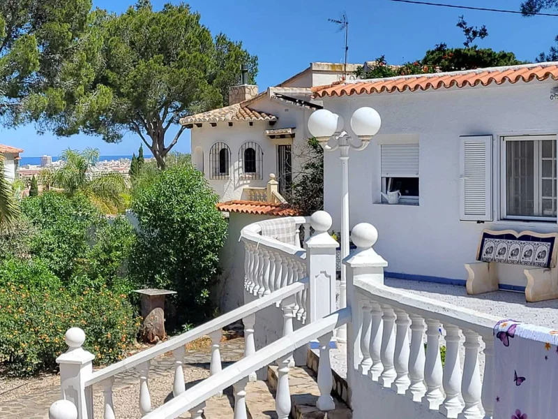 Villa à vendre à La Pedrera, Dénia, avec vue sur mer et piscine