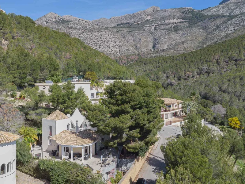 Charmante villa à Altea, Santa Clara avec piscine et vue mer