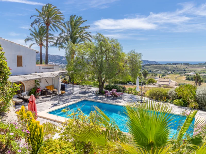 Finca traditionnelle à Teulada avec vue mer et maison d'amis