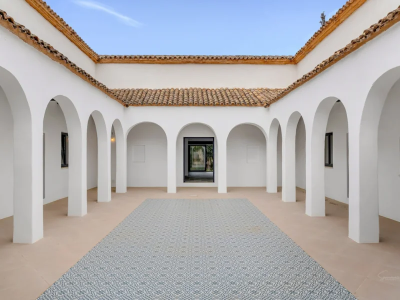 Villa unique de plain-pied à Jávea, Costa Nova sur un grand terrain plat