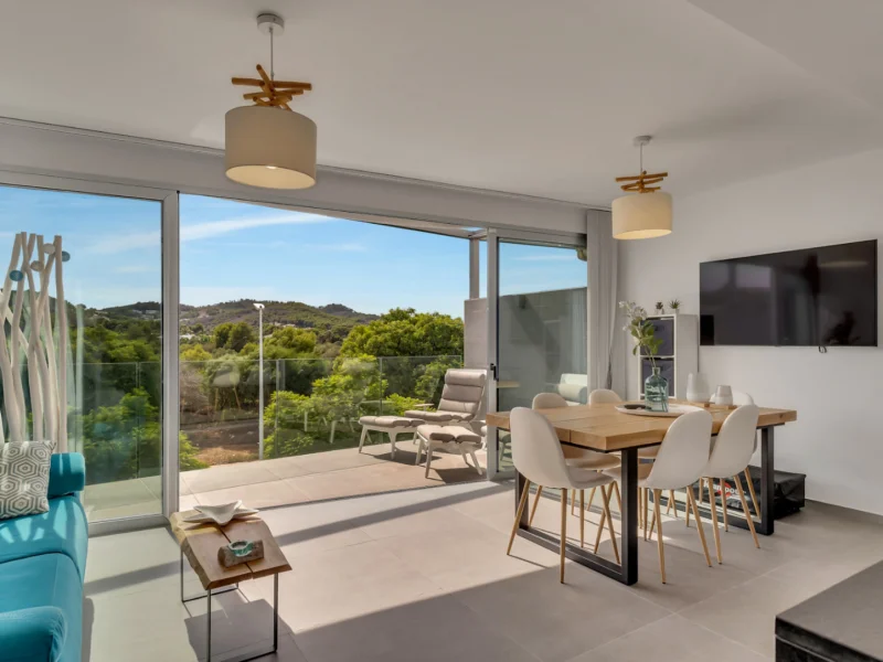 Appartement triplex moderne à Jávea Arenal avec toit-terrasse