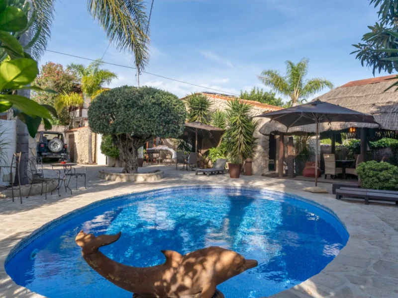 Villa rénovée avec piscine et appartement d'invités à Jávea Senioles