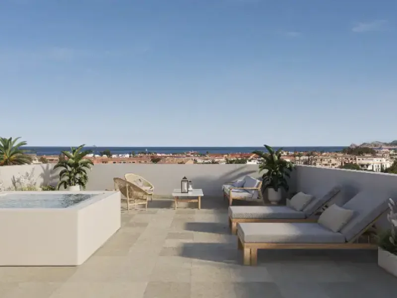Attique de nouvelle construction avec vue mer à Jávea
