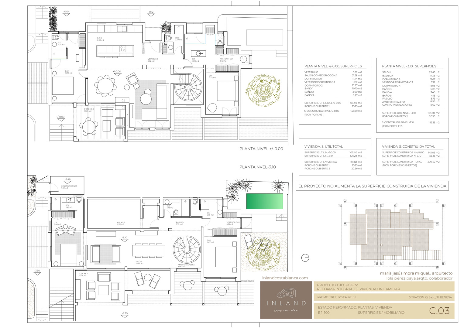 Plans d'architecte détaillés présentant la distribution sur deux niveaux, incluant un escalier en colimaçon, des espaces de vie ouverts et des suites avec dressing.