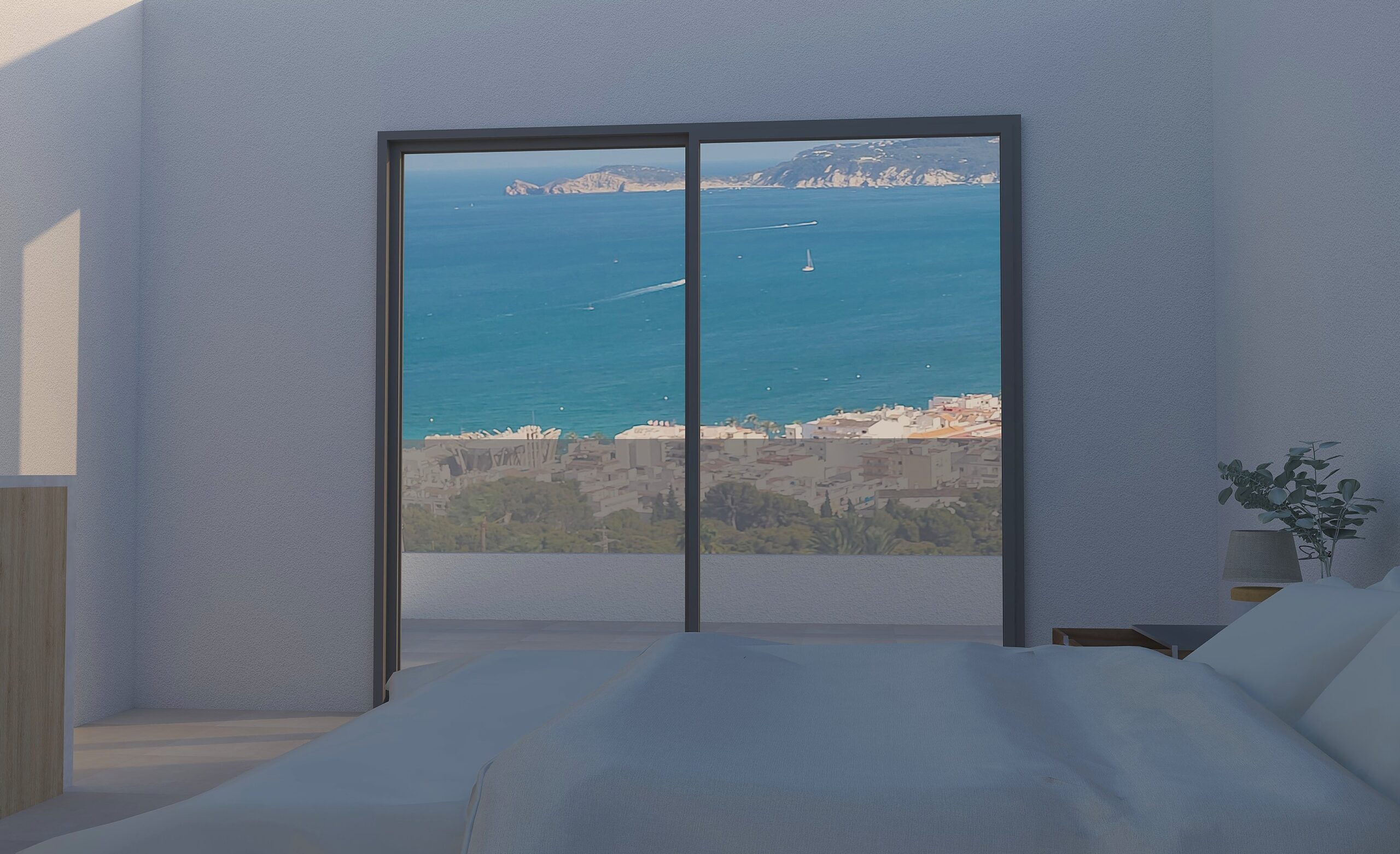 Chambre avec de larges baies vitrées coulissantes offrant une vue panoramique sur la mer Méditerranée et le port de Jávea.