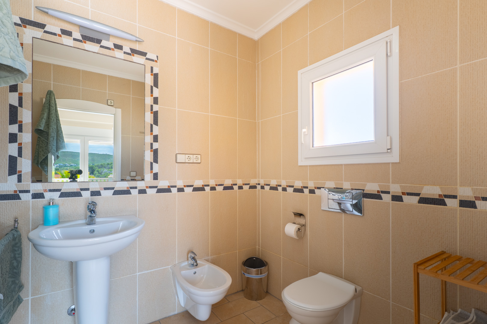 Villa de Luxe à Jávea : 3 Chambres, Piscine Privée - 750.000€