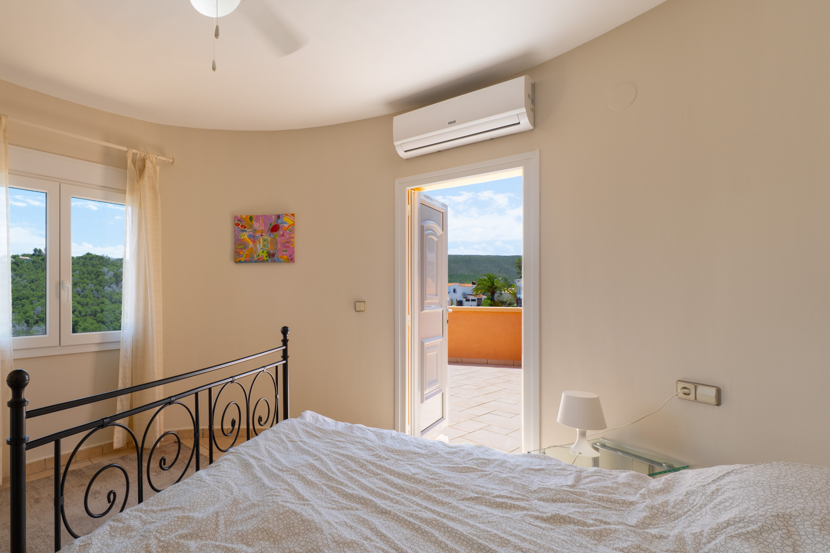 Villa de Luxe à Jávea : 3 Chambres, Piscine Privée - 750.000€
