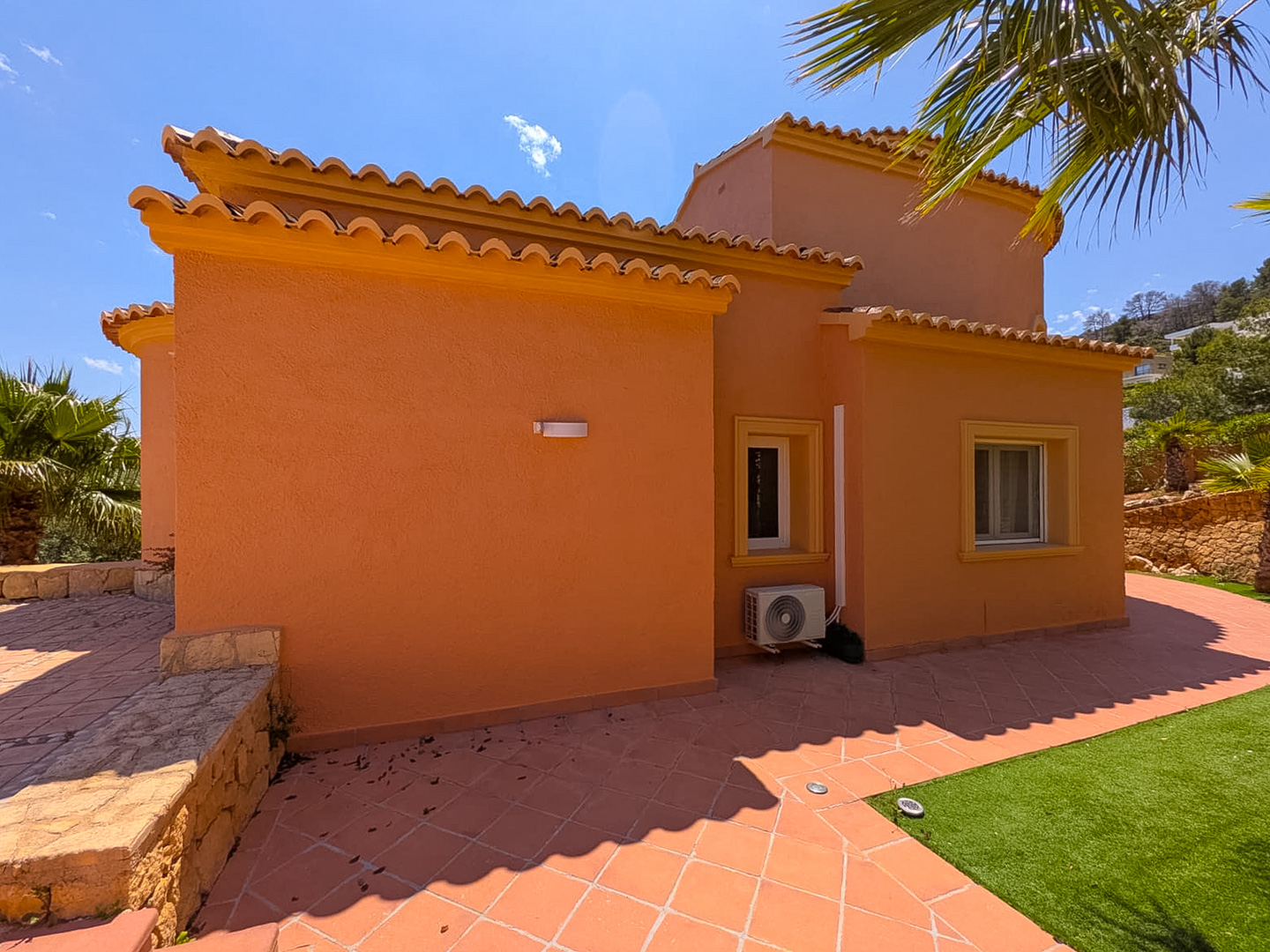 Villa de Luxe à Jávea : 3 Chambres, Piscine Privée - 750.000€