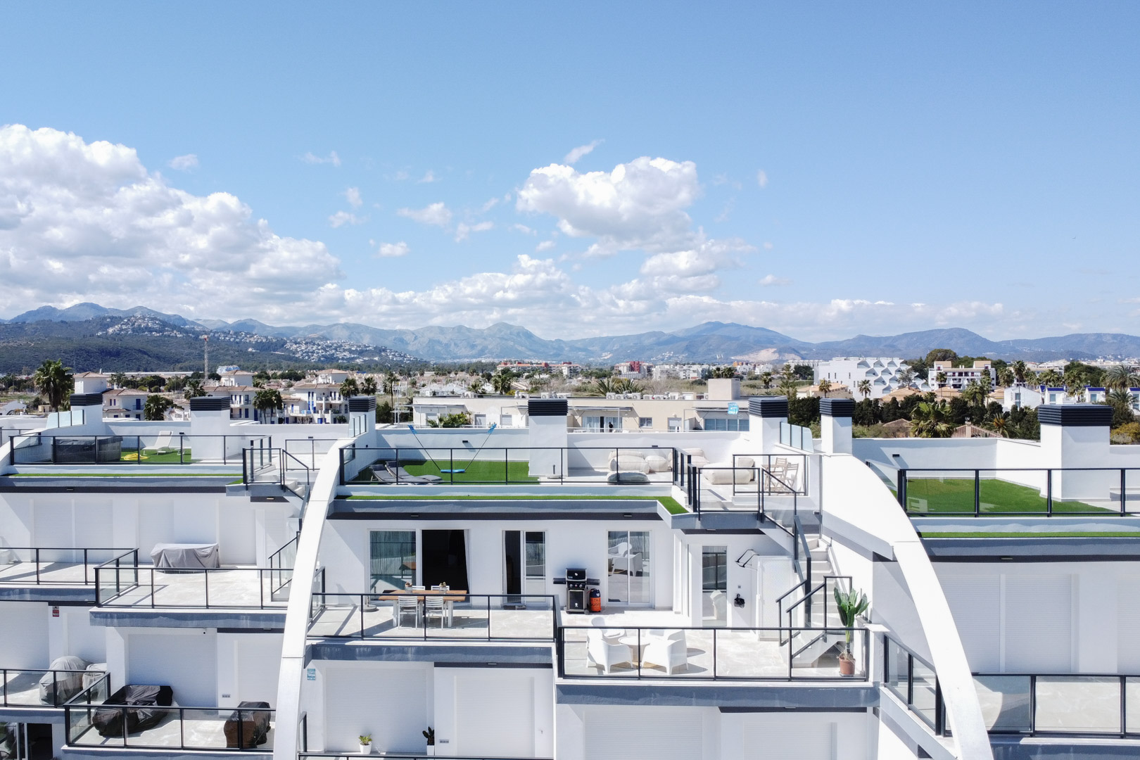 Dénia: Appartement Neuf de Luxe avec Terrasse