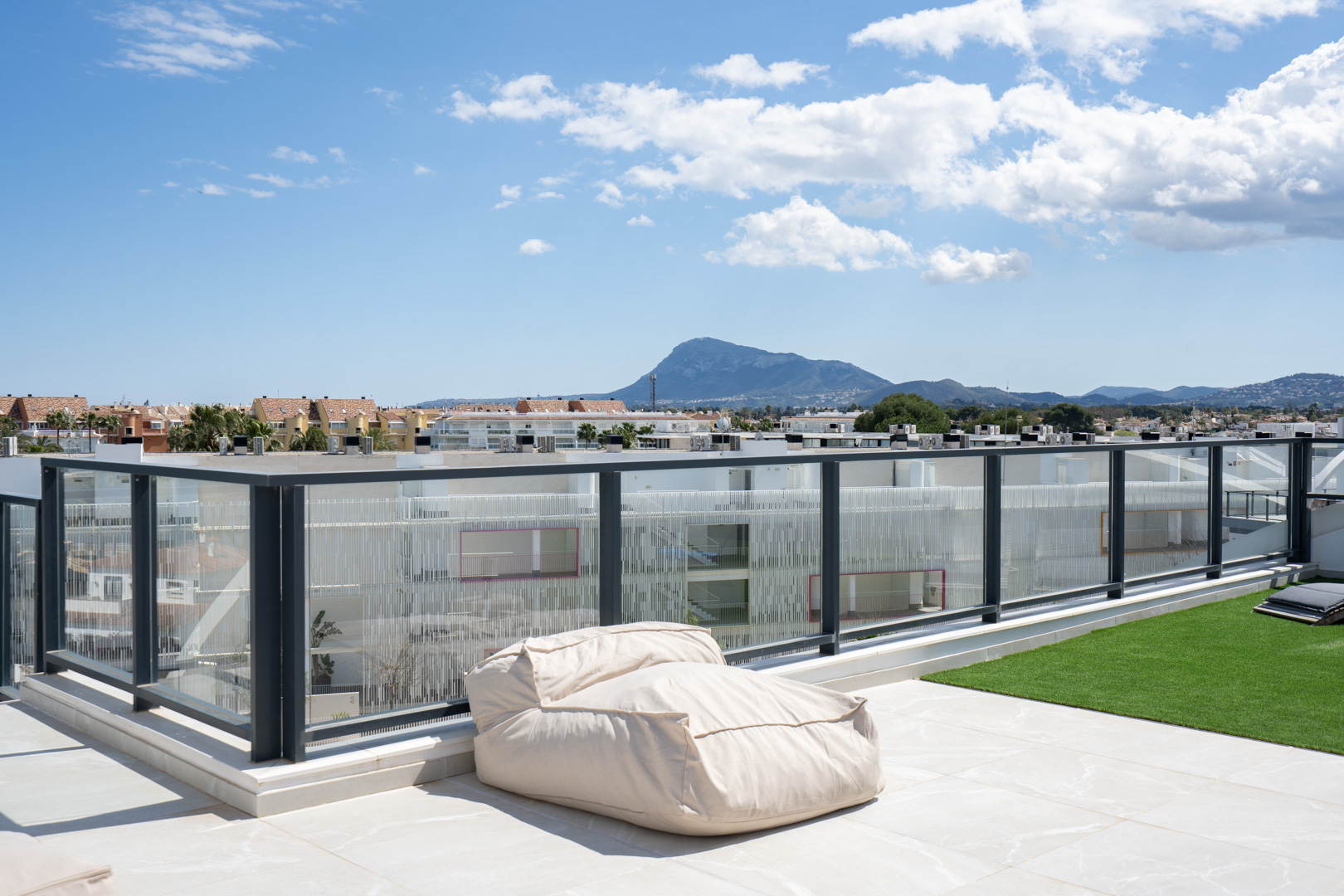Dénia: Appartement Neuf de Luxe avec Terrasse