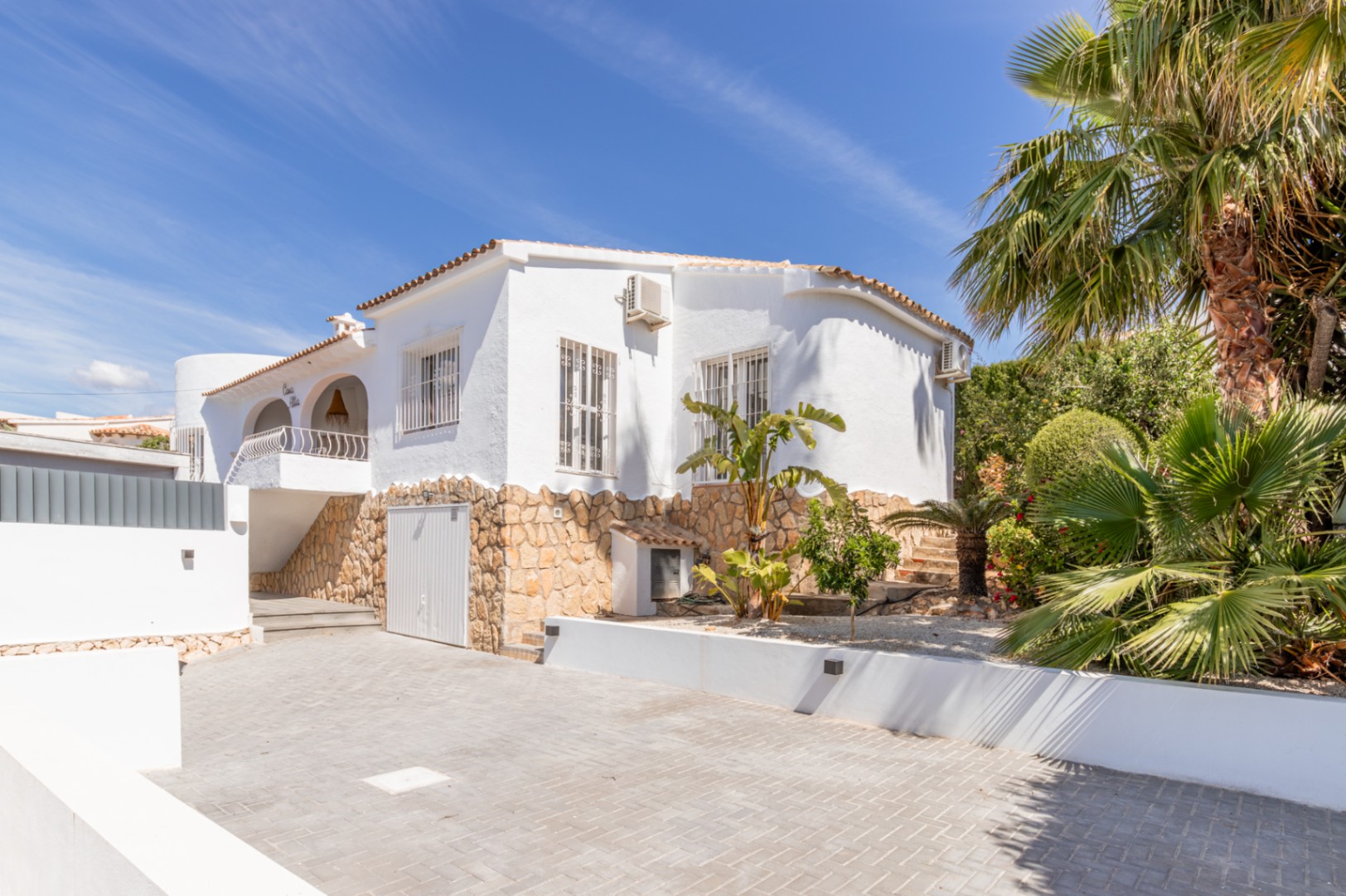 Villa Familiale à Moraira, 4 Chambres, Avec Jardin