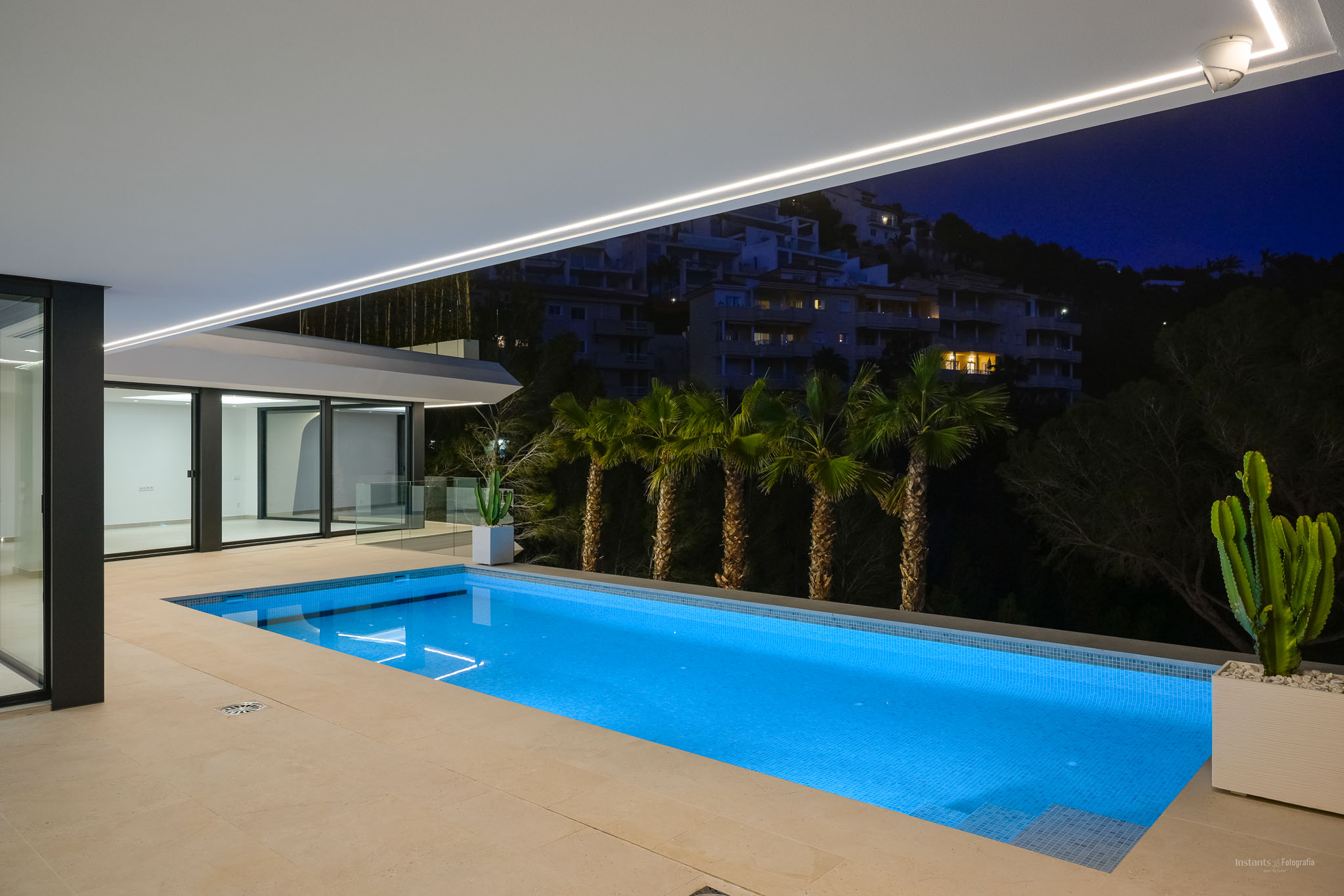Luxe côtier: villa de 4 chambres à vendre à Altea avec vue mer et piscine privée