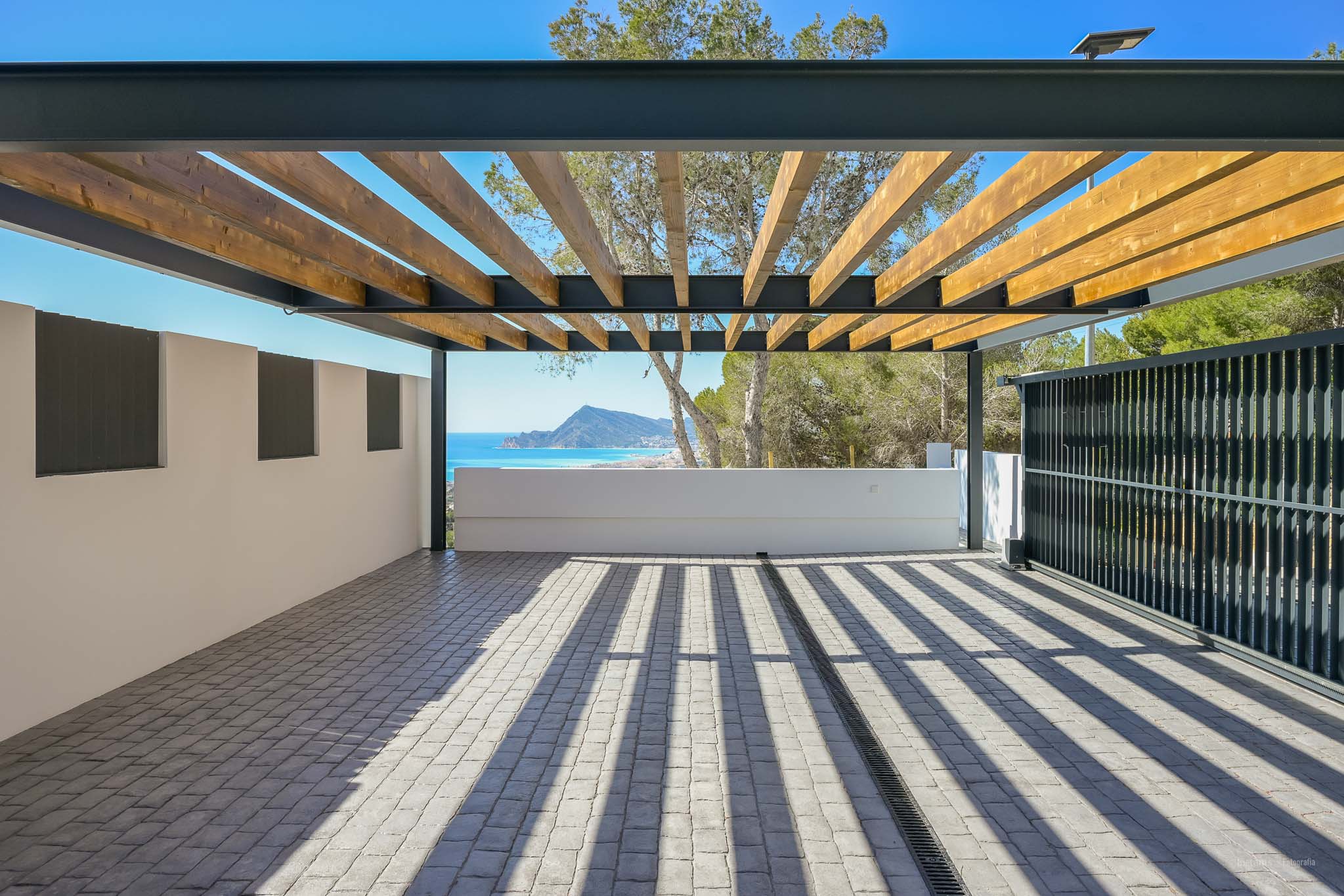 Luxe côtier: villa de 4 chambres à vendre à Altea avec vue mer et piscine privée