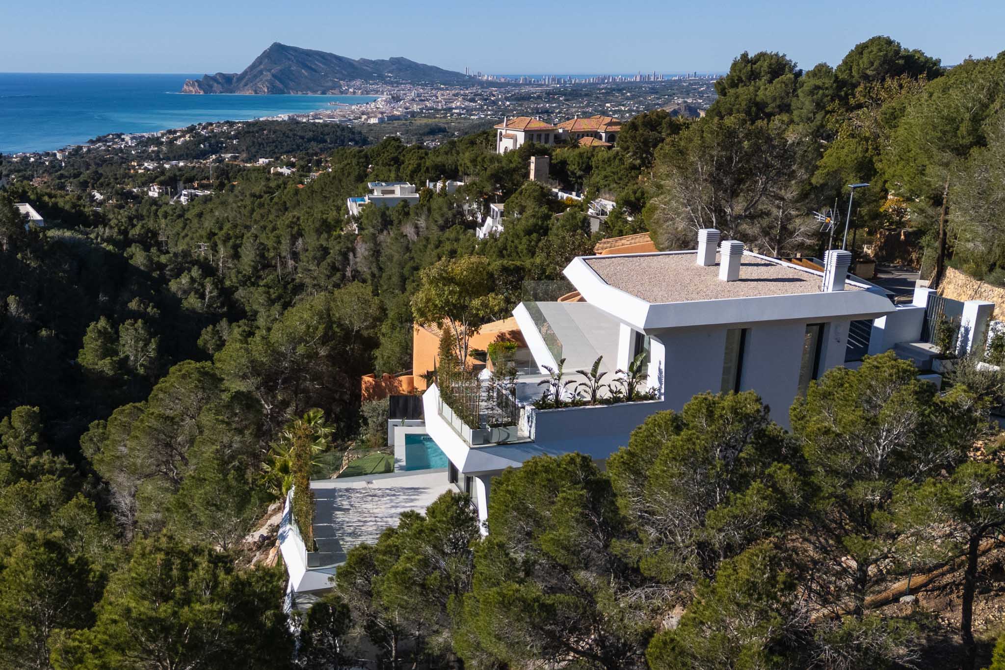 Luxe côtier: villa de 4 chambres à vendre à Altea avec vue mer et piscine privée