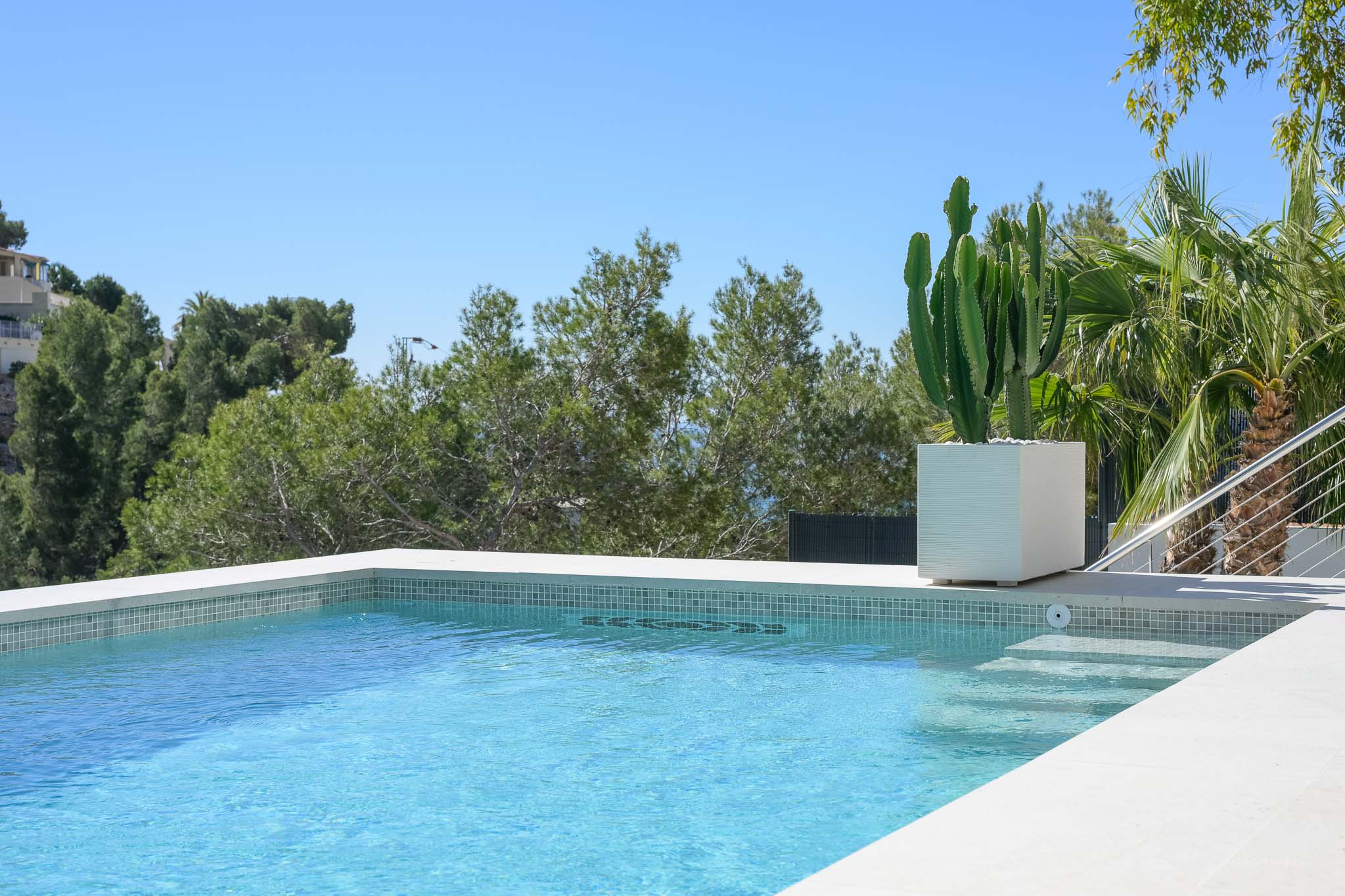 Luxe côtier: villa de 4 chambres à vendre à Altea avec vue mer et piscine privée