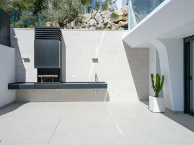 Luxe côtier: villa de 4 chambres à vendre à Altea avec vue mer et piscine privée