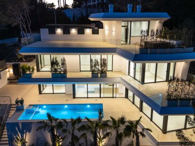 Luxe côtier: villa de 4 chambres à vendre à Altea avec vue mer et piscine privée