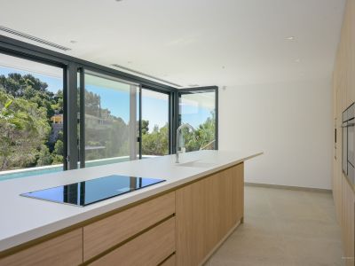 Luxe côtier: villa de 4 chambres à vendre à Altea avec vue mer et piscine privée