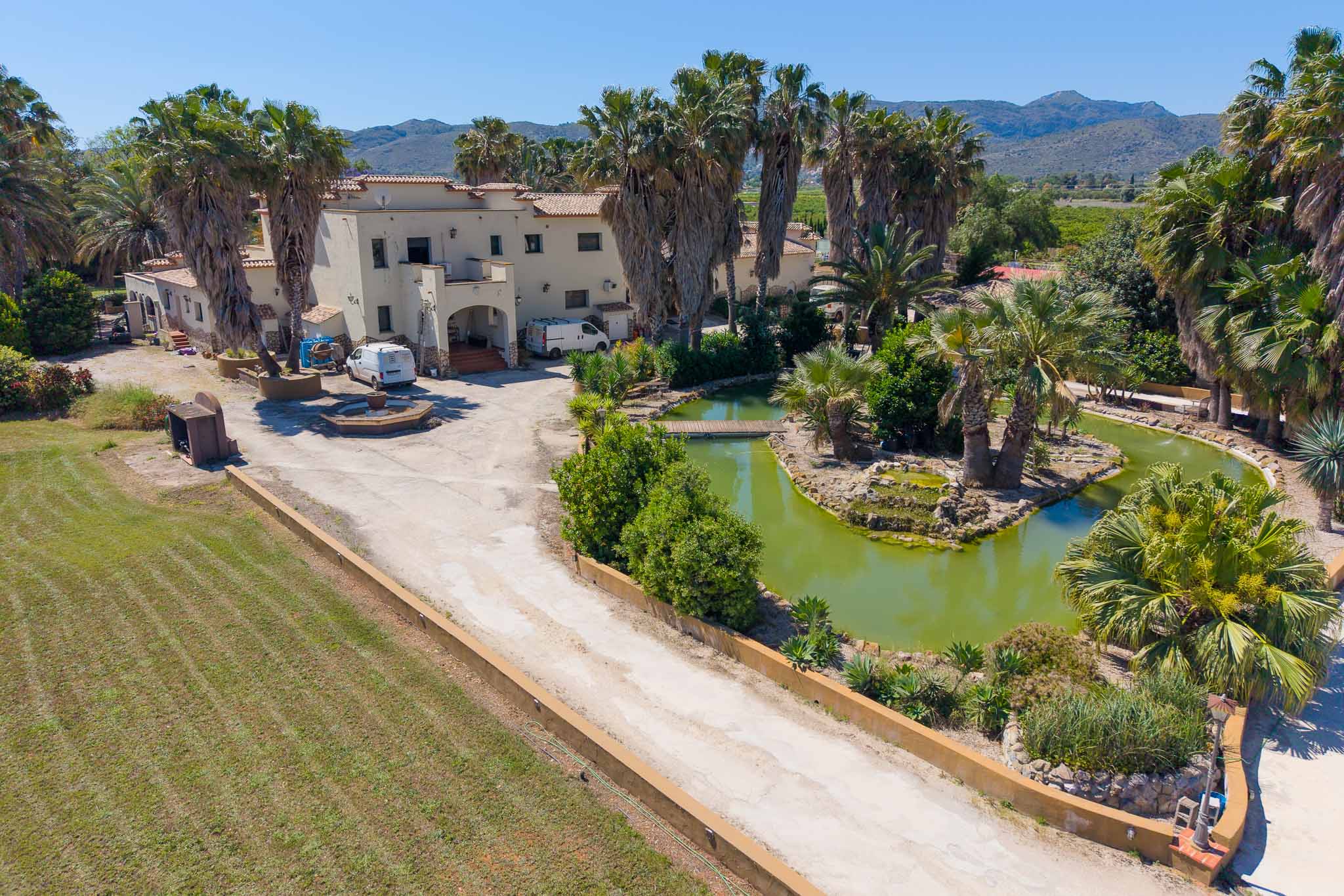 Villa de 5 chambres à vendre à Ondara avec piscine et terrain de 10 000 m2
