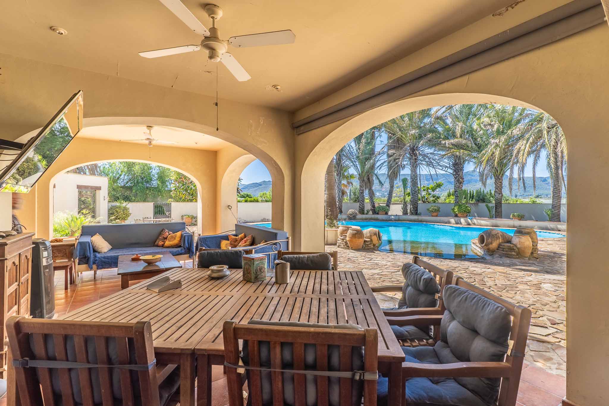 Villa de 5 chambres à vendre à Ondara avec piscine et terrain de 10 000 m2