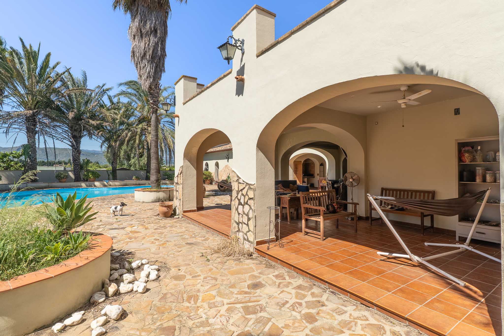 Villa de 5 chambres à vendre à Ondara avec piscine et terrain de 10 000 m2