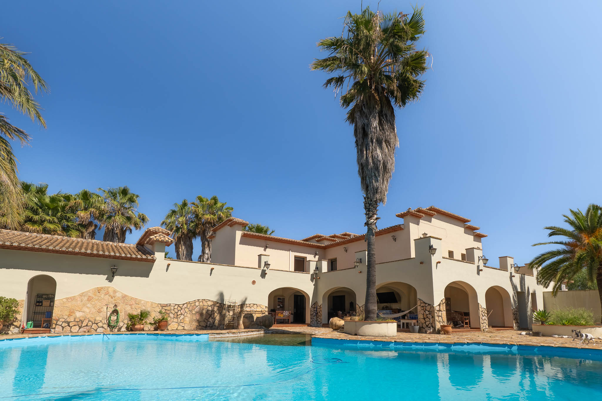 Villa de 5 chambres à vendre à Ondara avec piscine et terrain de 10 000 m2