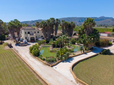Villa de 5 chambres à vendre à Ondara avec piscine et terrain de 10 000 m2