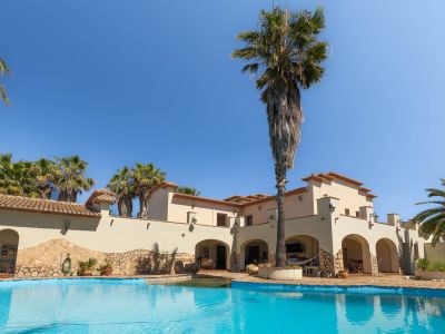 Villa de 5 chambres à vendre à Ondara avec piscine et terrain de 10 000 m2