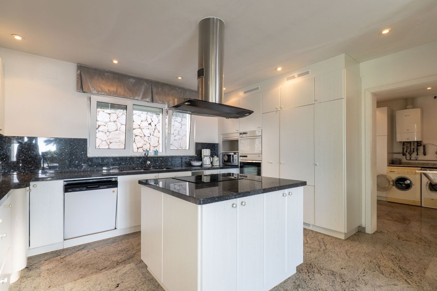 Villa de luxe à vendre à Moraira avec vues panoramiques sur la mer