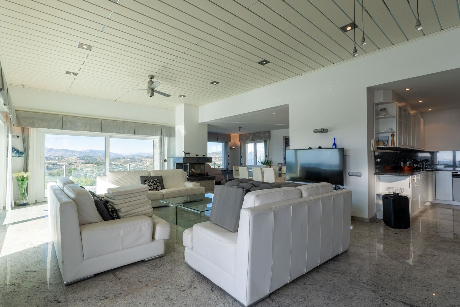 Villa de luxe à vendre à Moraira avec vues panoramiques sur la mer