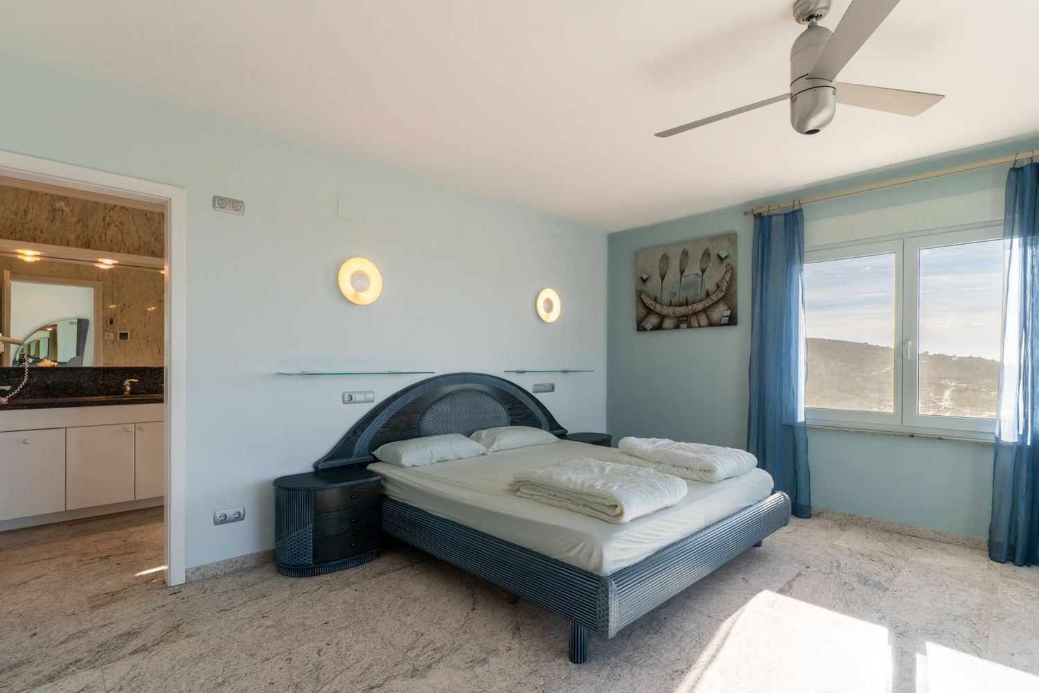 Villa de luxe à vendre à Moraira avec vues panoramiques sur la mer