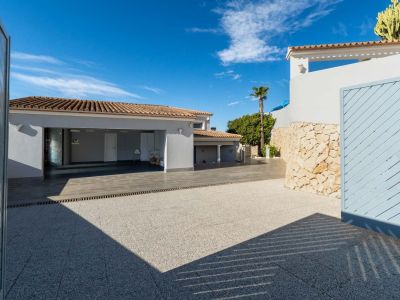 Villa de luxe à vendre à Moraira avec vues panoramiques sur la mer