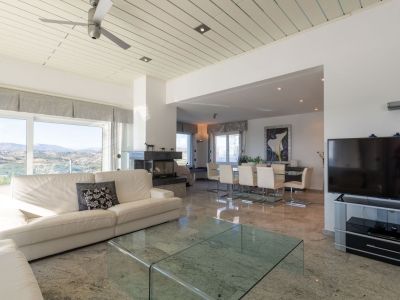 Villa de luxe à vendre à Moraira avec vues panoramiques sur la mer