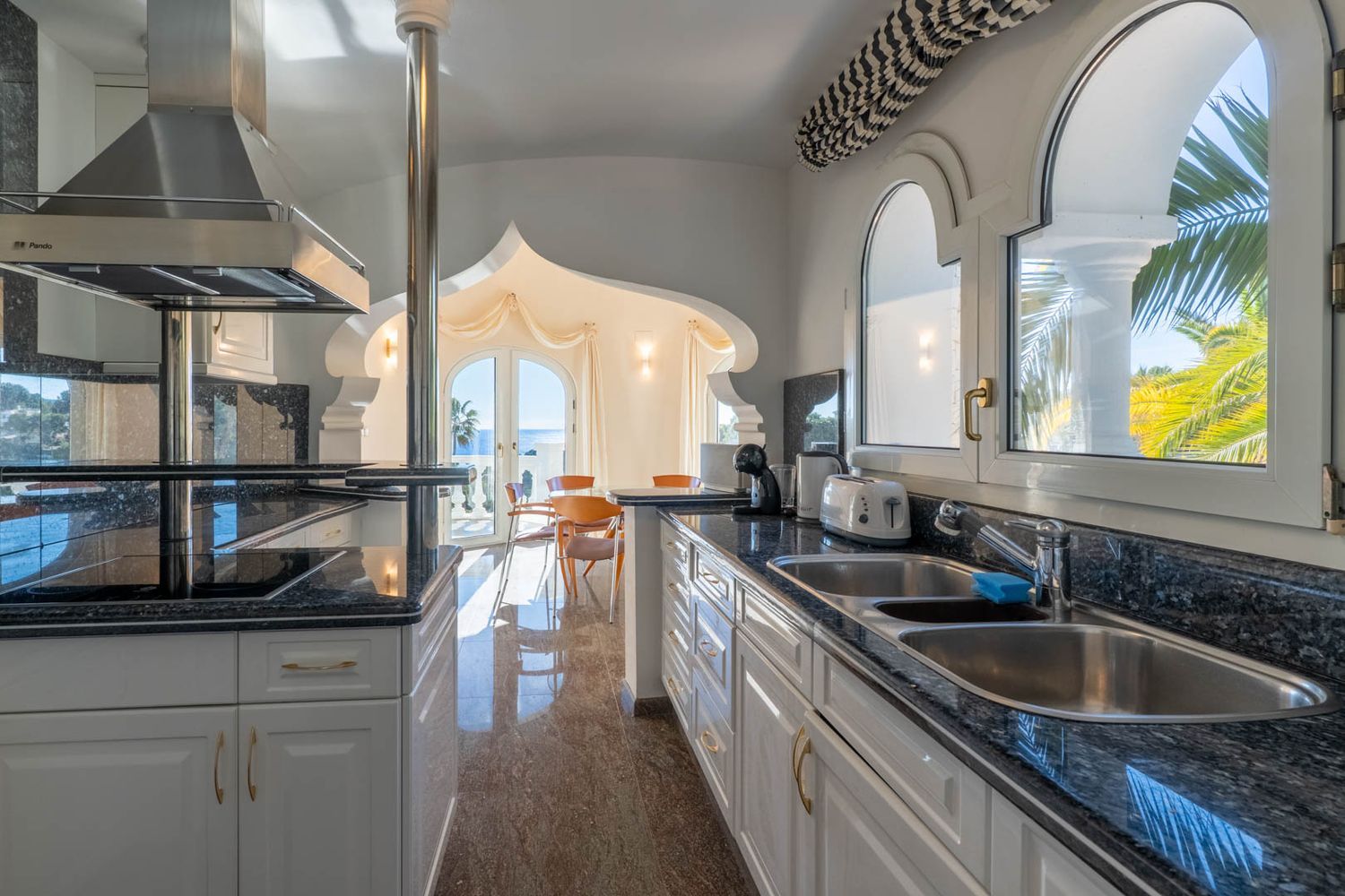 Villa de luxe à vendre à Benissa avec piscine privée et vue mer panoramique