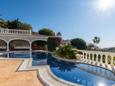Villa de luxe à vendre à Benissa avec piscine privée et vue mer panoramique