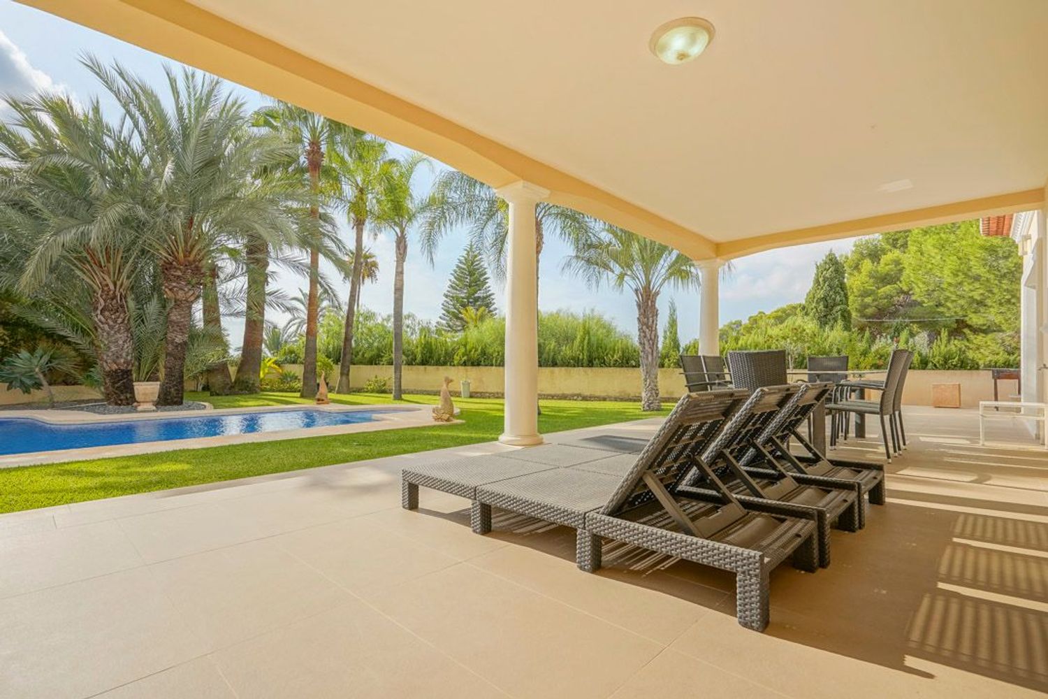 Villa traditionnelle à vendre à Benissa avec vue mer et sur le Peñón de Ifach