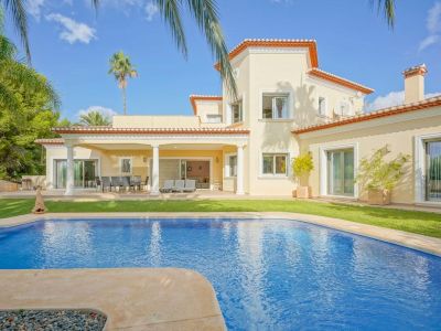 Villa traditionnelle à vendre à Benissa avec vue mer et sur le Peñón de Ifach