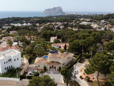 Villa traditionnelle à vendre à Benissa avec vue mer et sur le Peñón de Ifach