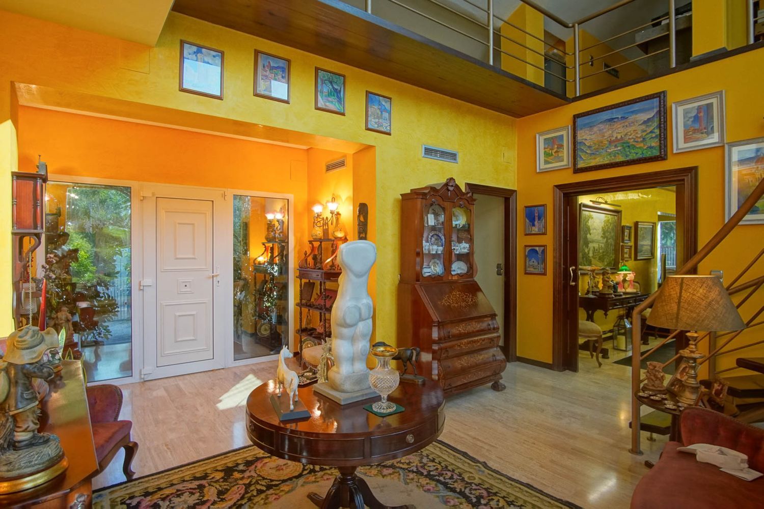 Villa de luxe à vendre à Dénia avec piscine privée et vue Montgó