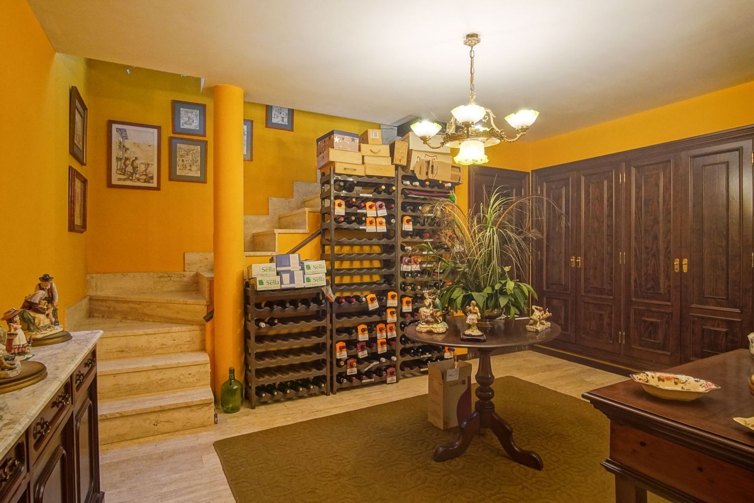 Villa de luxe à vendre à Dénia avec piscine privée et vue Montgó
